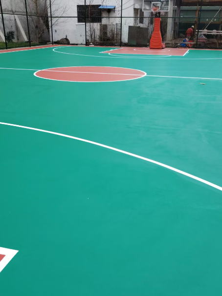 石嘴山 球场长期使用易出现地面开裂